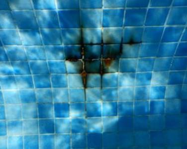 Manchas en las piscinas